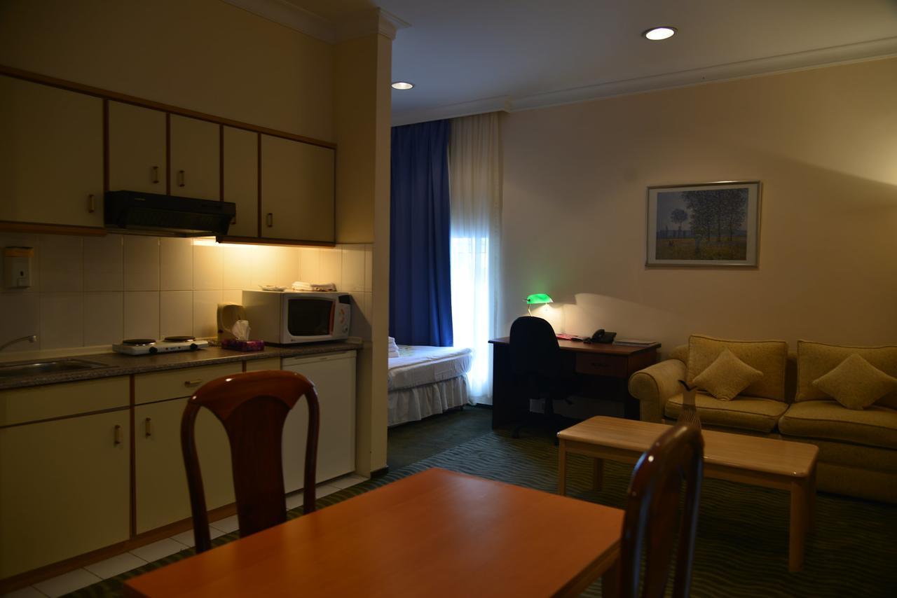 City Mansion Aparthotel Баку Экстерьер фото